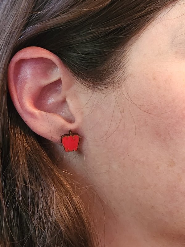 Bell Pepper Wood Stud Earrings - Vegetable Fashion Earring - Stud Earring - Charm and Char