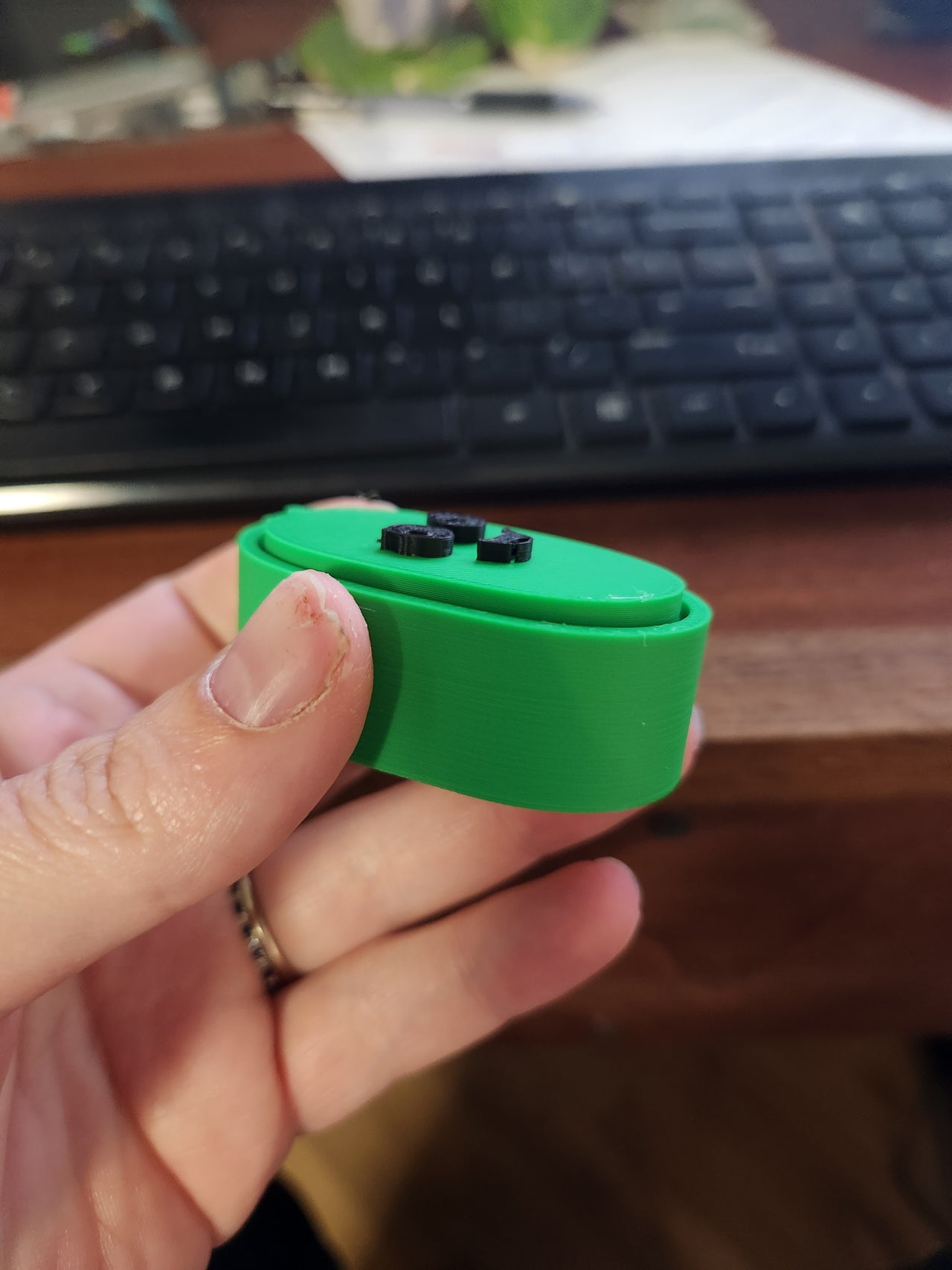 Pickle Clicker Fidget Toy – STL & 3MF Files (Single & Multi-Color)